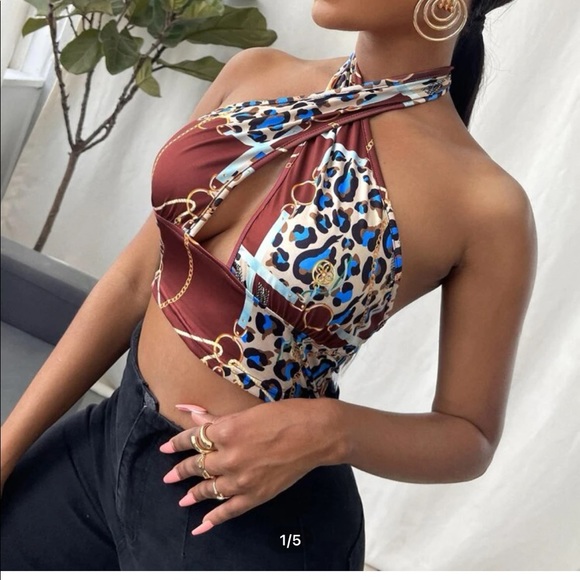 Crop top - Picture 5 of 6